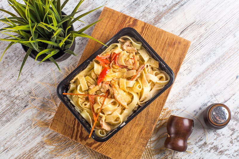 Fettuccine Alfredo in creamy sauce